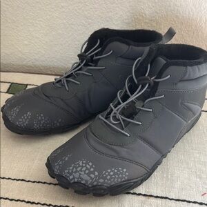 Gray High-Top Barefoot Boots